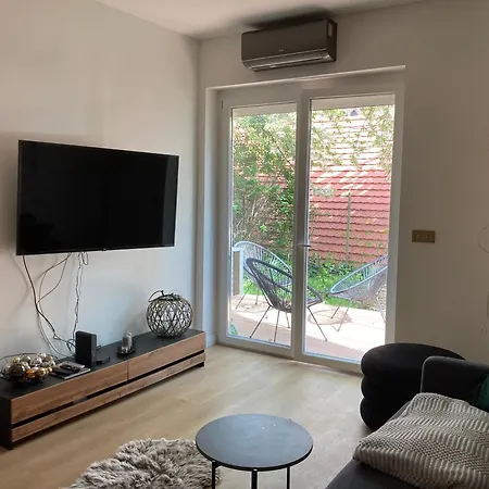 Oasis *