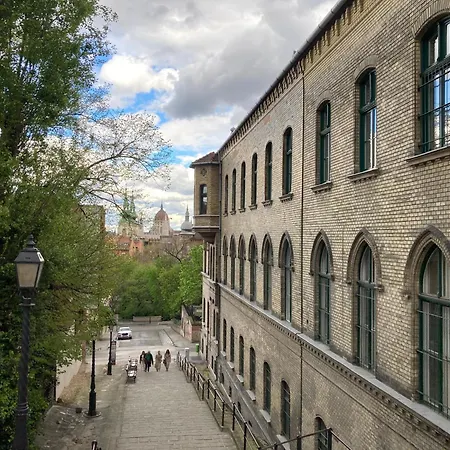 Oasis * Budapešť