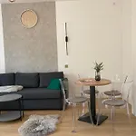 Oasis Lejlighed